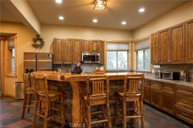 325 Stoney Creek Road, Big Bear Lake, CA 92315
