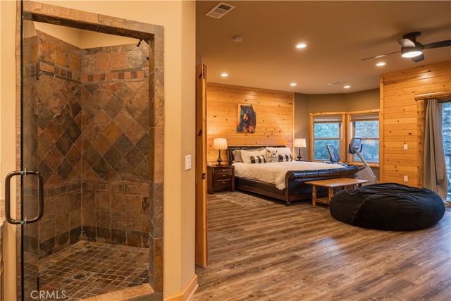 325 Stoney Creek Road, Big Bear Lake, CA 92315