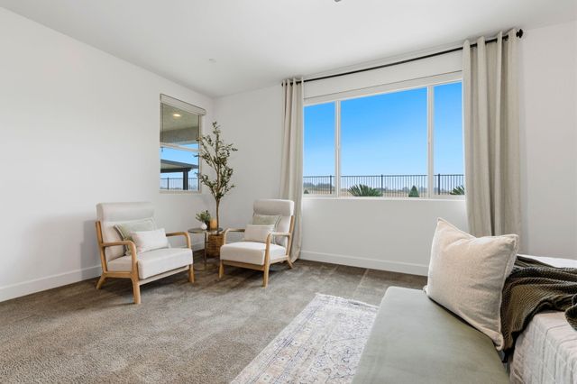 400 Ridge Creek Estates Way, Dinuba, CA 93618