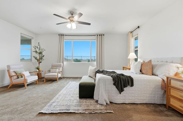 400 Ridge Creek Estates Way, Dinuba, CA 93618