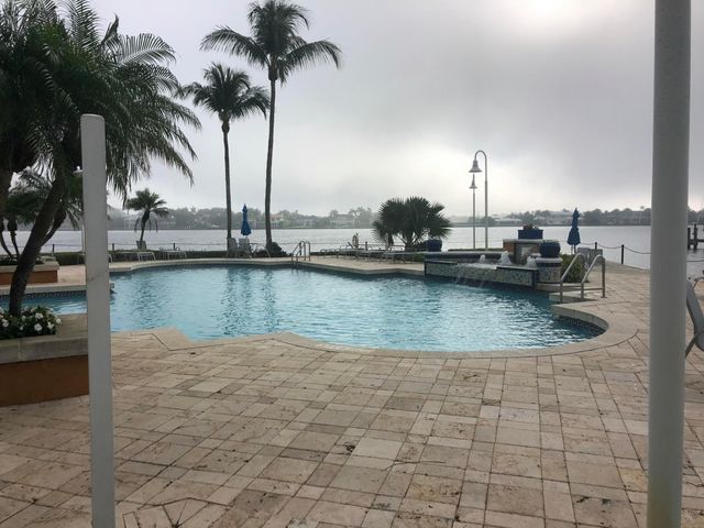 167 YACHT CLUB Way 204, Hypoluxo, FL 33462