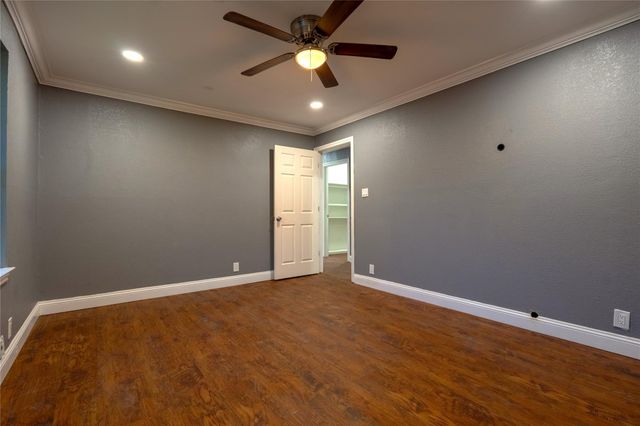 10207 Old Orchard Road, La Porte, TX 77571