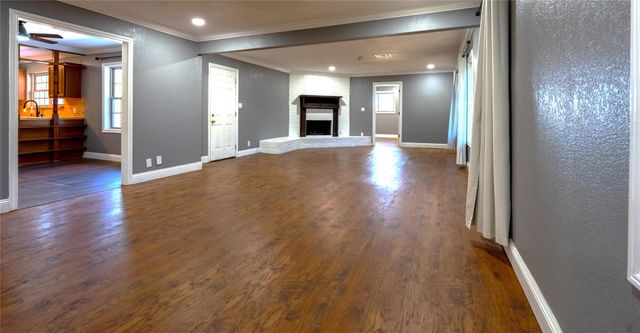 10207 Old Orchard Road, La Porte, TX 77571