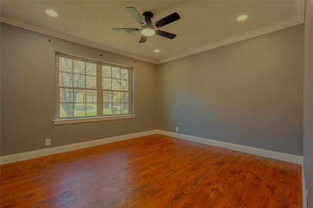 10207 Old Orchard Road, La Porte, TX 77571