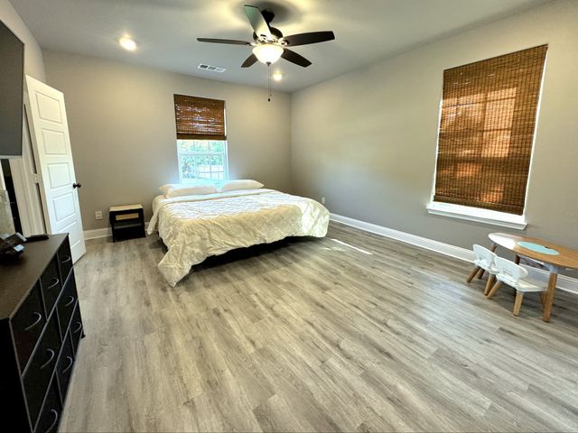 2813 Catfish Court, Granbury, TX 76048