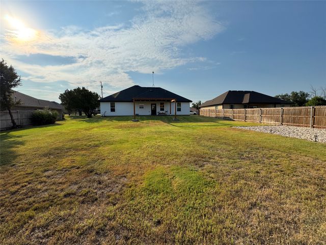 2813 Catfish Court, Granbury, TX 76048
