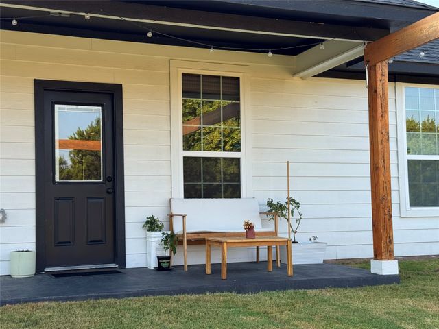 2813 Catfish Court, Granbury, TX 76048