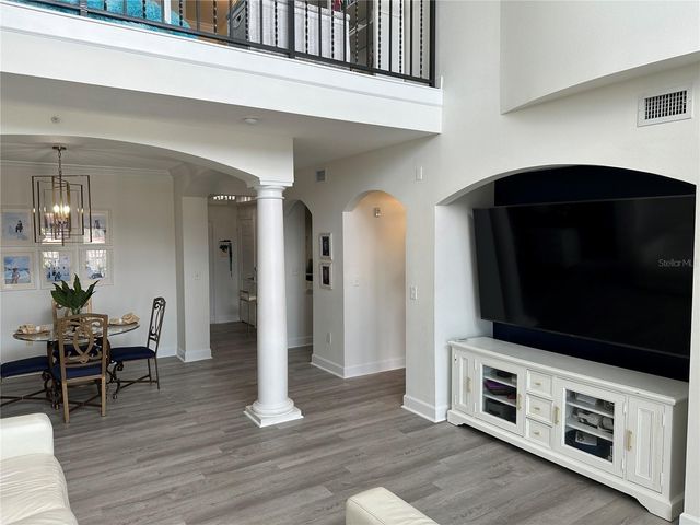 808 3RD AVENUE W 701, Bradenton, FL 34205