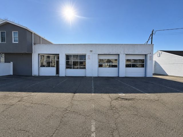 63-69 Putnam St, Winthrop, MA 02152