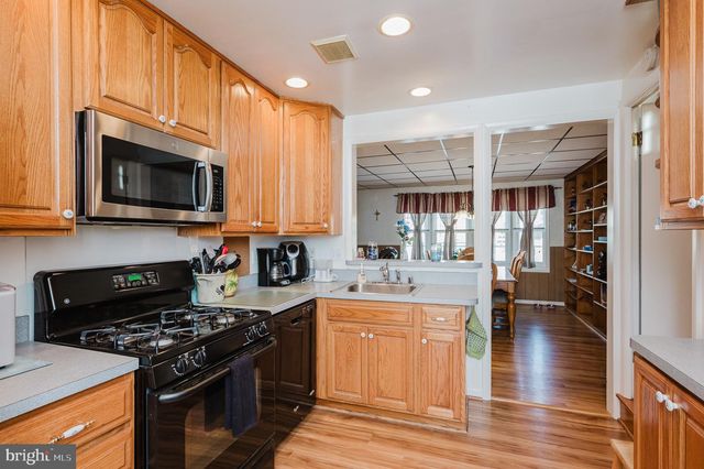 2208 GAYLAWN, Halethorpe, MD 21227