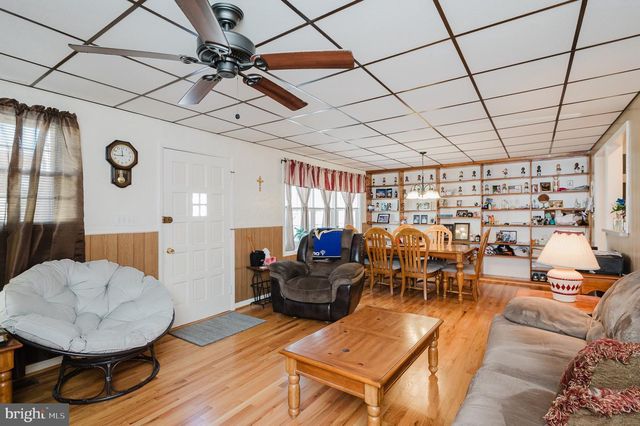 2208 GAYLAWN, Halethorpe, MD 21227