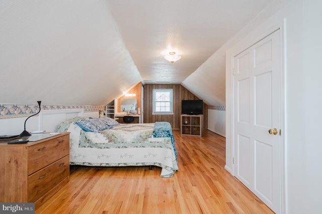 2208 GAYLAWN, Halethorpe, MD 21227