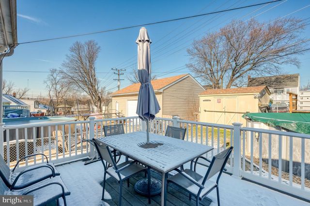 2208 GAYLAWN, Halethorpe, MD 21227