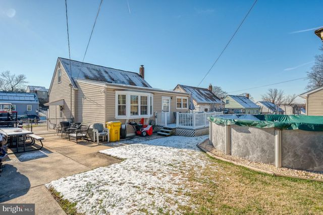 2208 GAYLAWN, Halethorpe, MD 21227