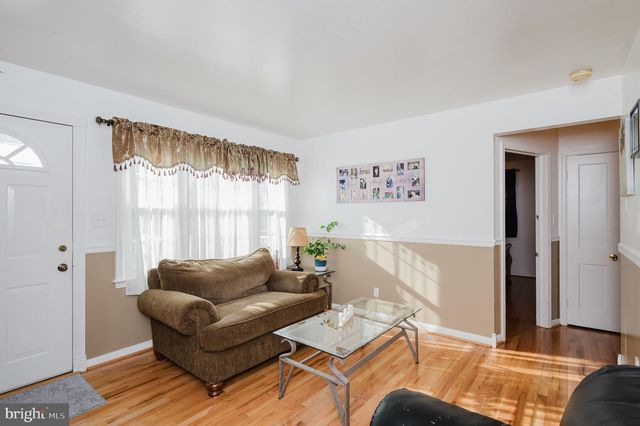 2208 GAYLAWN, Halethorpe, MD 21227