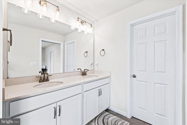 2848 WHITE TAIL DR, Locust Grove, VA 22508