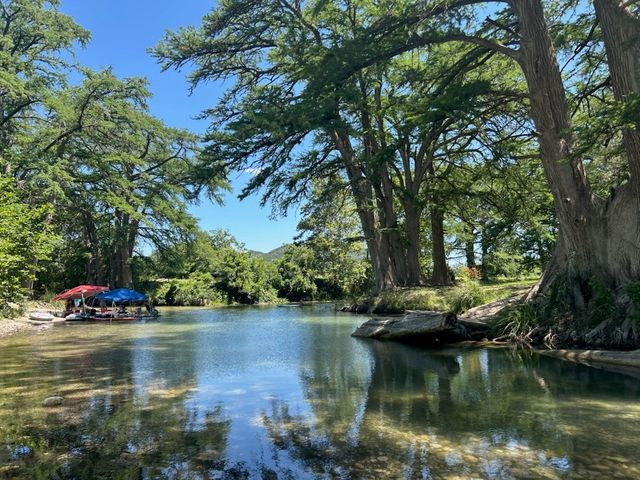 143 Taff Place, Leakey, TX 78873