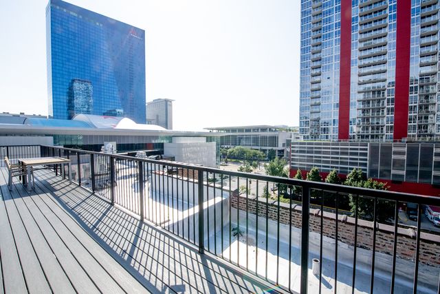 2100 S Indiana Avenue 305, Chicago, IL 60616