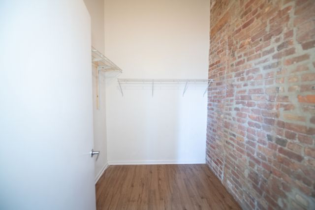 2100 S Indiana Avenue 305, Chicago, IL 60616