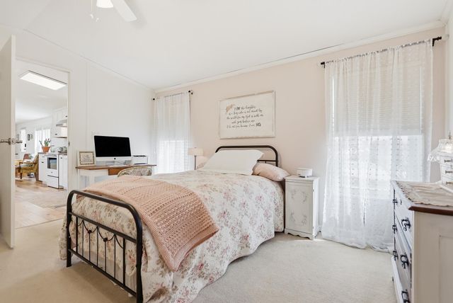 15 Winter Street, Salem, NH 03079