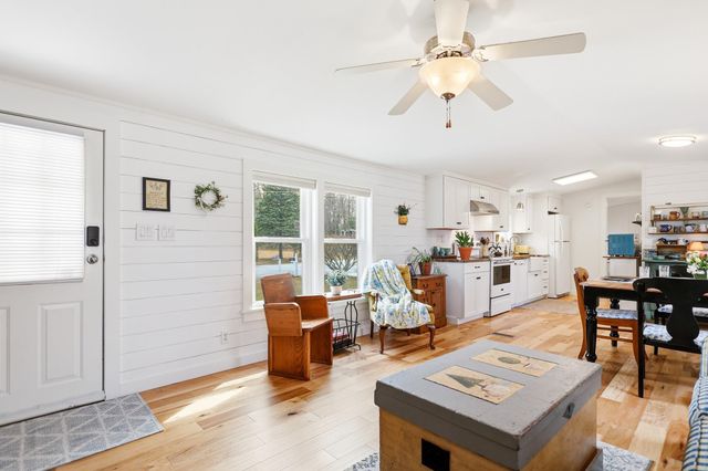 15 Winter Street, Salem, NH 03079