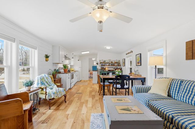 15 Winter Street, Salem, NH 03079