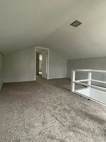 3021 N Grand River Avenue, Lansing, MI 48906