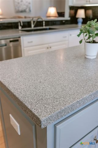 213 Iron Gate, Victoria, TX 77904