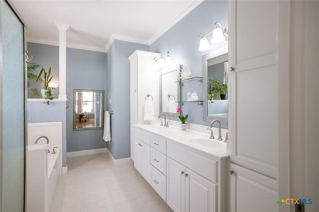 213 Iron Gate, Victoria, TX 77904