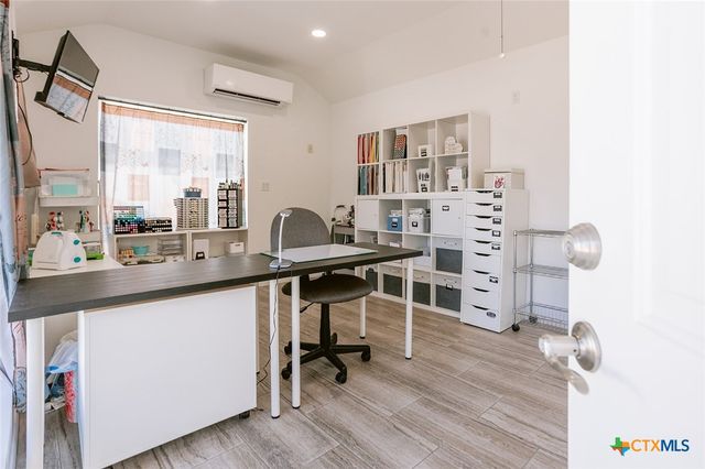 213 Iron Gate, Victoria, TX 77904