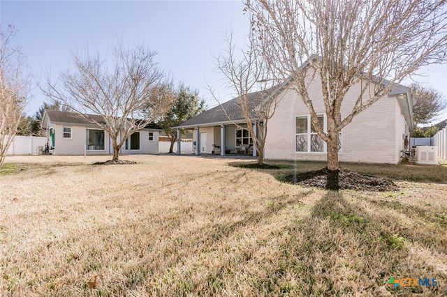 213 Iron Gate, Victoria, TX 77904