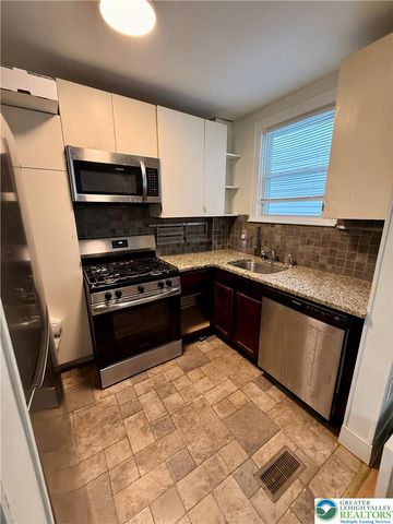 619 School Street, Bethlehem City, PA 18018