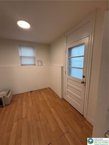 619 School Street, Bethlehem City, PA 18018