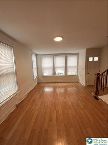 619 School Street, Bethlehem City, PA 18018