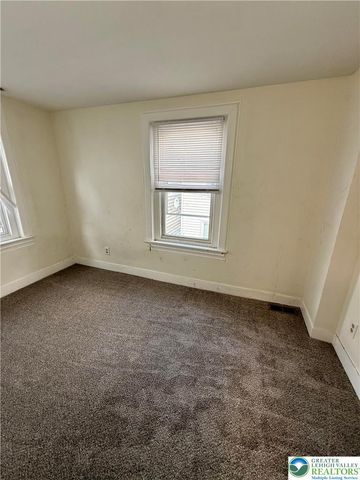 619 School Street, Bethlehem City, PA 18018