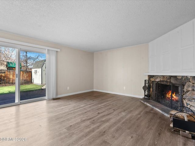 1074 Glen Martin Drive, Sparks, NV 89434