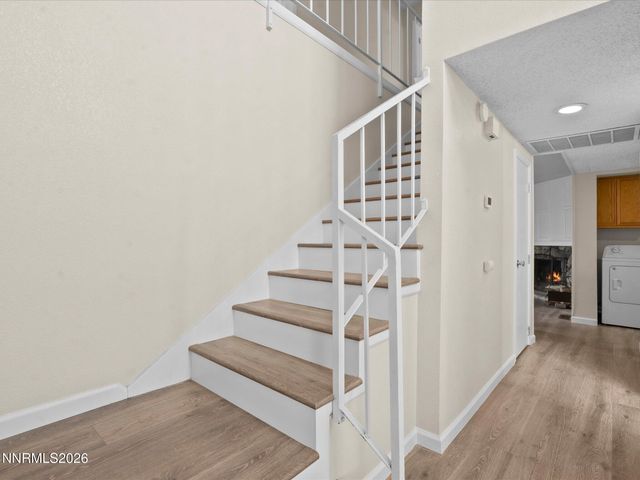 1074 Glen Martin Drive, Sparks, NV 89434