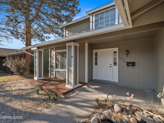 1074 Glen Martin Drive, Sparks, NV 89434