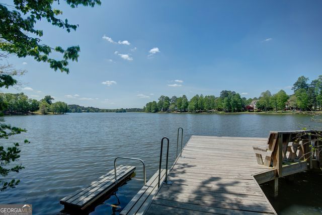 37 Forest Point, Newnan, GA 30265
