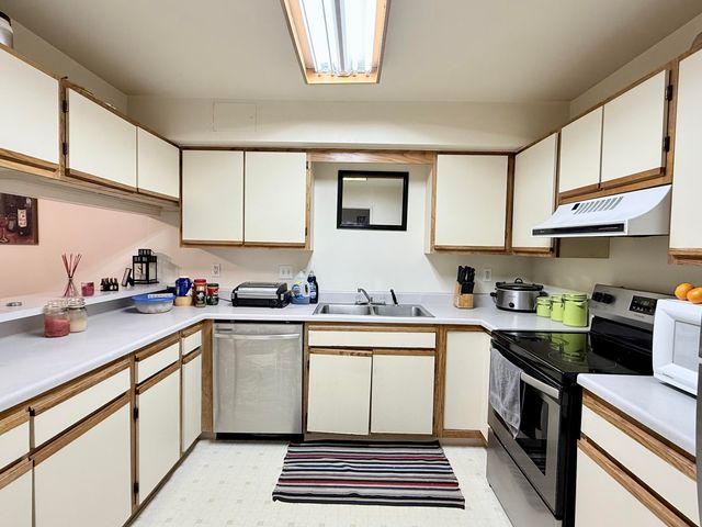 7 Alana Way, Plattsburgh, NY 12903