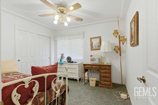 5710 Stageline Drive, Bakersfield, CA 93312