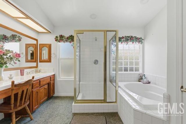 5710 Stageline Drive, Bakersfield, CA 93312