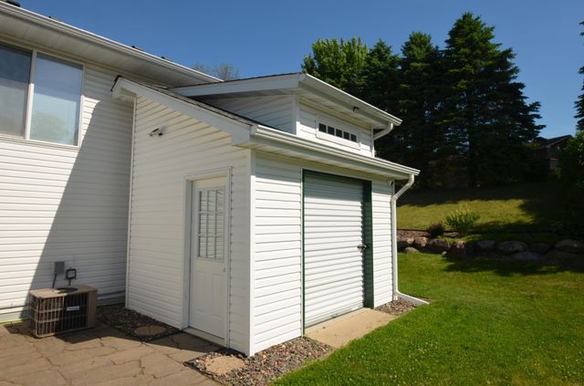 13310 297th Street, Lindstrom, MN 55045