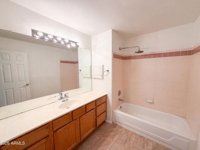 6288 W ROSE GARDEN Lane, Glendale, AZ 85308