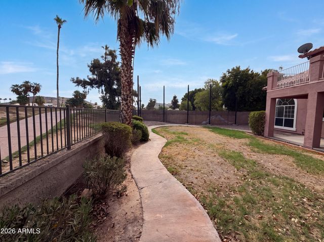 6288 W ROSE GARDEN Lane, Glendale, AZ 85308