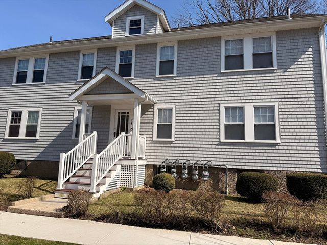 24 Brook Rd 3, Quincy, MA 02169