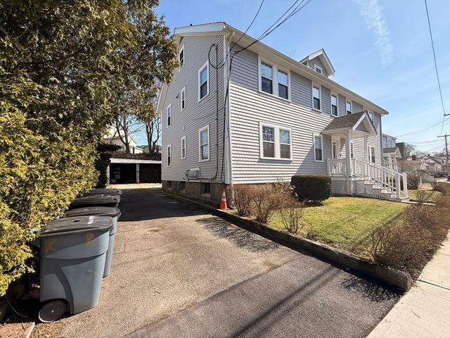 24 Brook Rd 3, Quincy, MA 02169