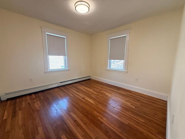 24 Brook Rd 3, Quincy, MA 02169