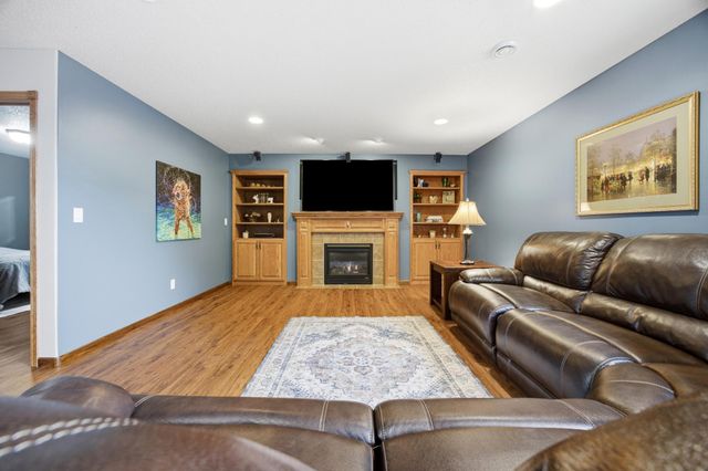 1114 Southcreek Avenue, Glyndon, MN 56547