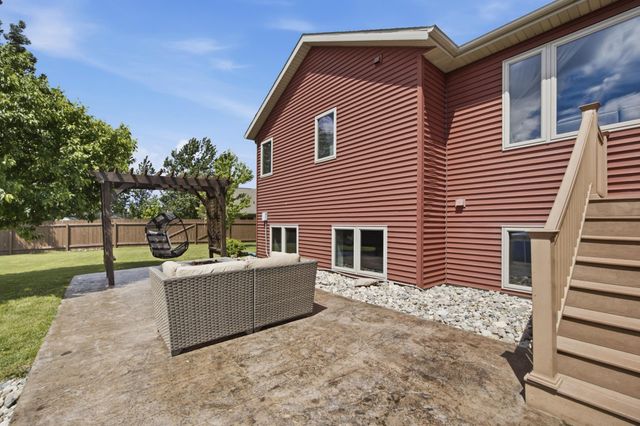 1114 Southcreek Avenue, Glyndon, MN 56547